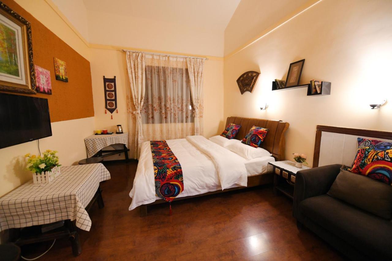 Maple Leaf Inn Lijiang  Esterno foto